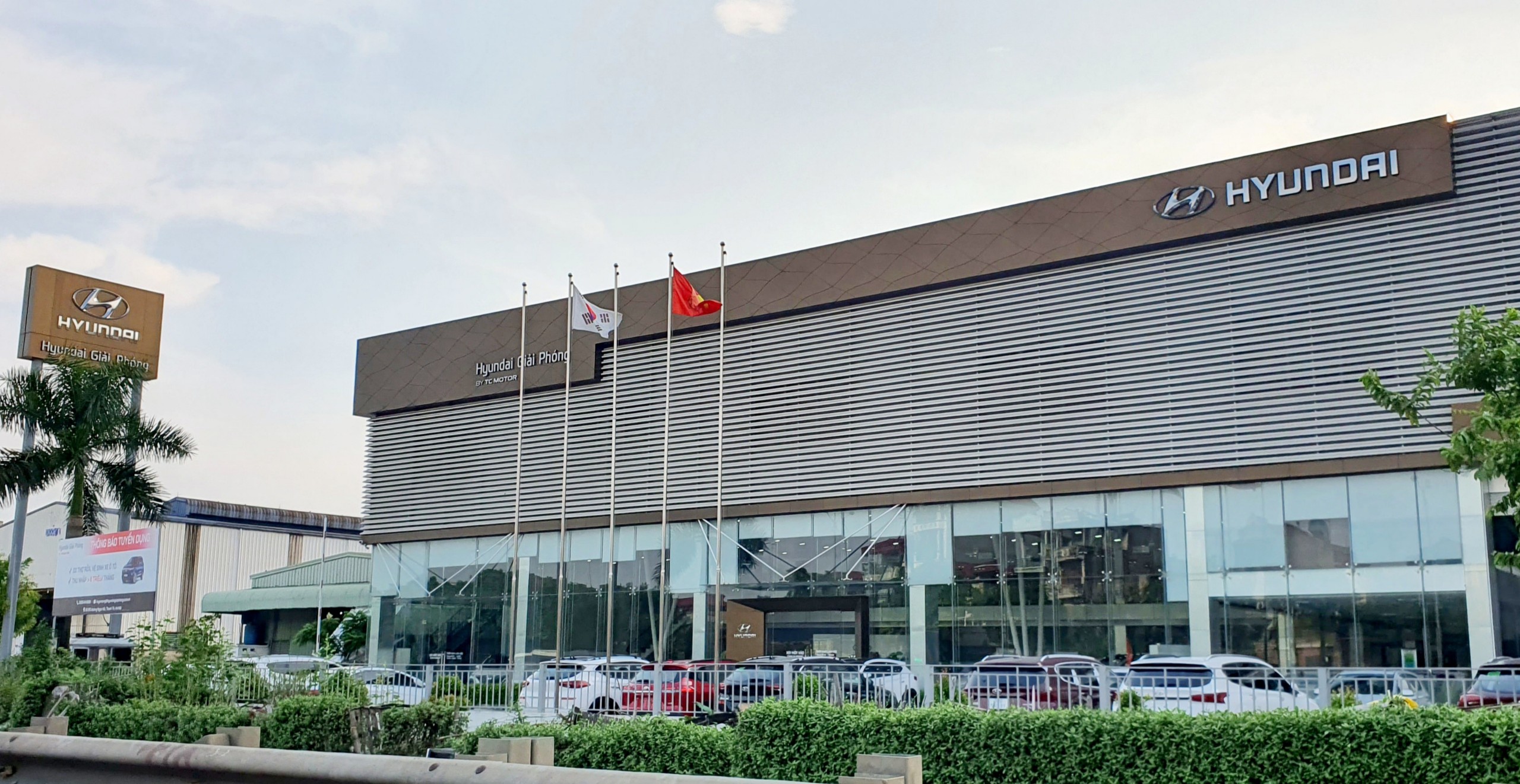 Tầm nhìn - Sứ mệnh 1 Tầm nhìn - Sứ mệnh 1